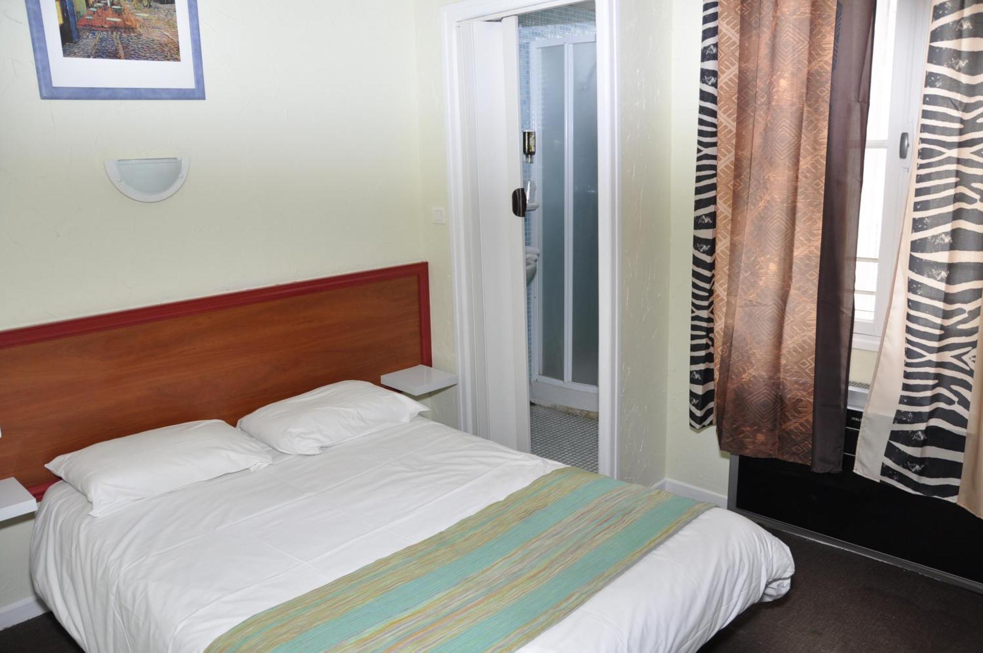 Citotel Hotel Cesar Ним Экстерьер фото