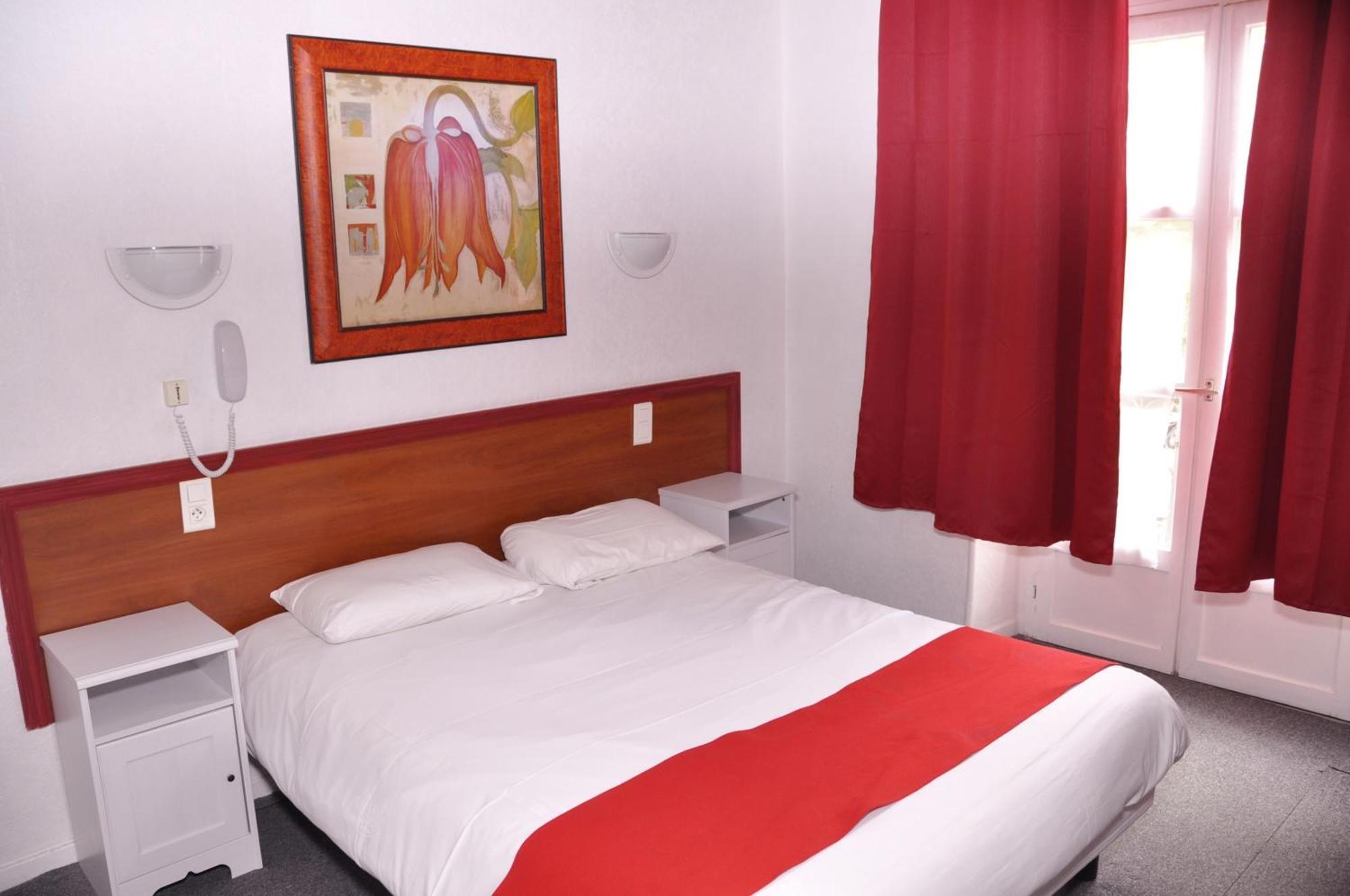 Citotel Hotel Cesar Ним Экстерьер фото