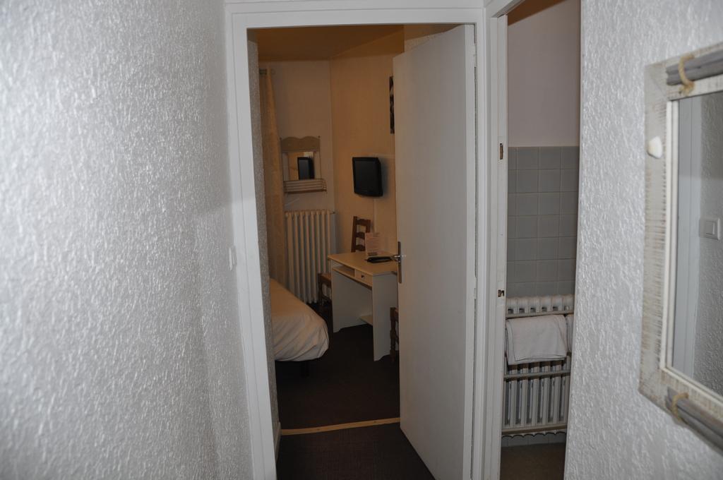 Citotel Hotel Cesar Ним Экстерьер фото
