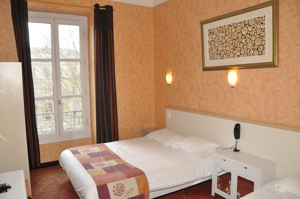 Citotel Hotel Cesar Ним Экстерьер фото